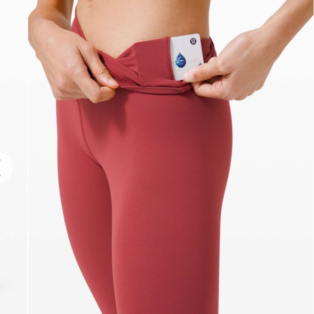 NWT Lululemon Wunder Under HR crop 21” - Picture 4 of 7